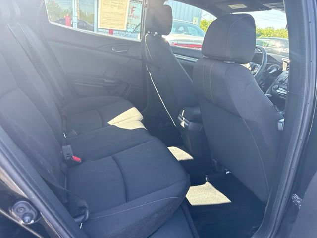 Used 2018 Honda Civic Sport image 10