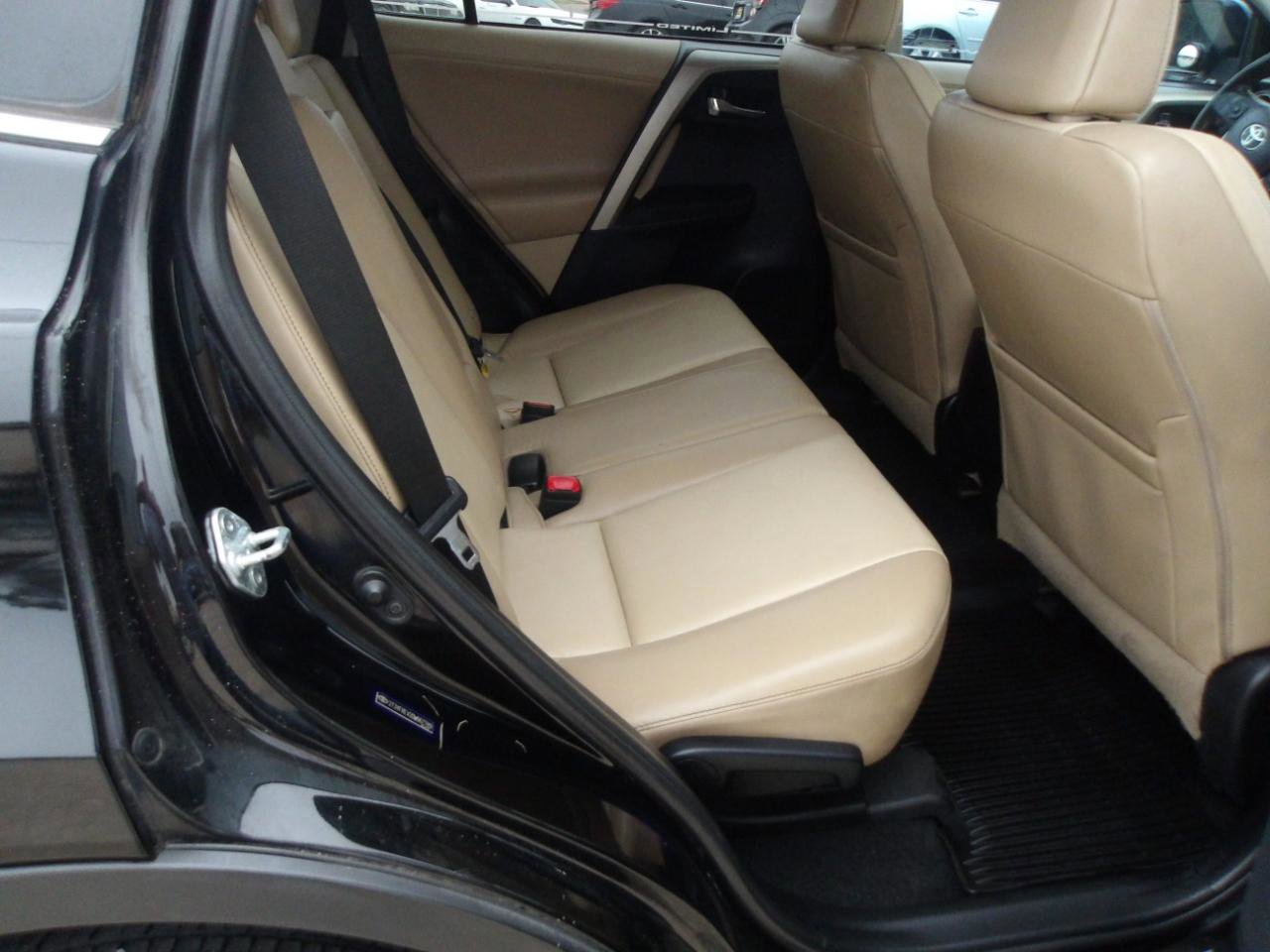 Used 2013 Toyota RAV4 Limited image 8