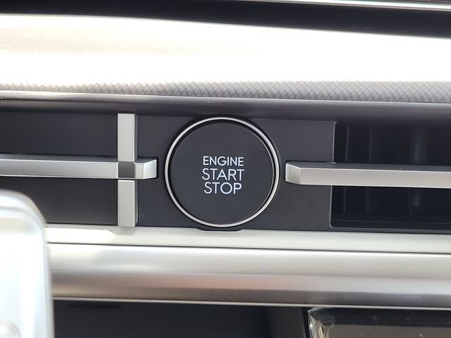 New 2026 Hyundai Santa Fe SEL FWD image 11