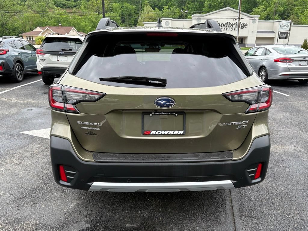 Used 2022 Subaru Outback Limited XT AWD/4WD image 4