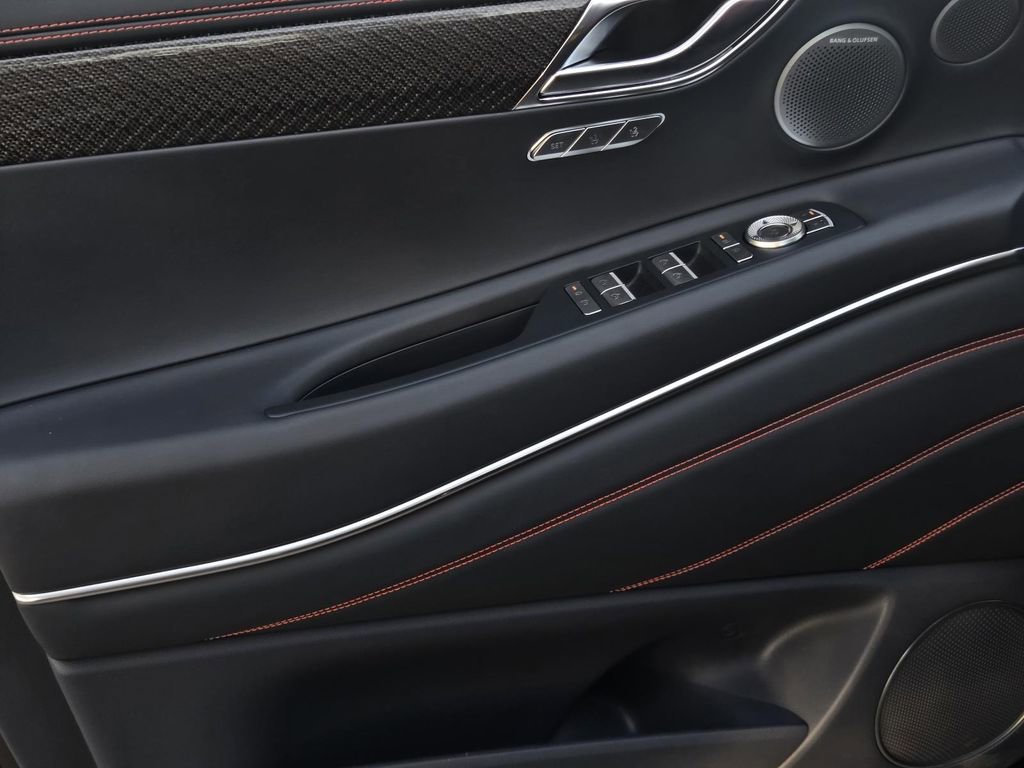 New 2026 Genesis GV80 3.5T e-SC image 18