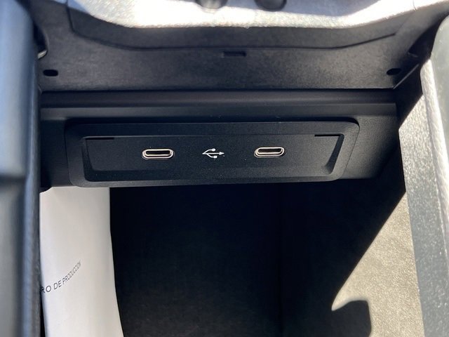 Used 2024 Mercedes-Benz GLB 250 image 29