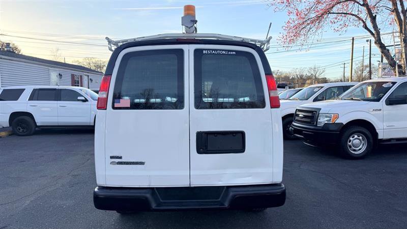 Used 2011 Chevrolet Express 2500 RWD image 7