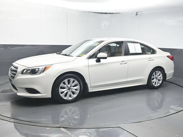 Used 2017 Subaru Legacy 2.5i Premium w/ Popular Package #1 AWD/4WD image 4