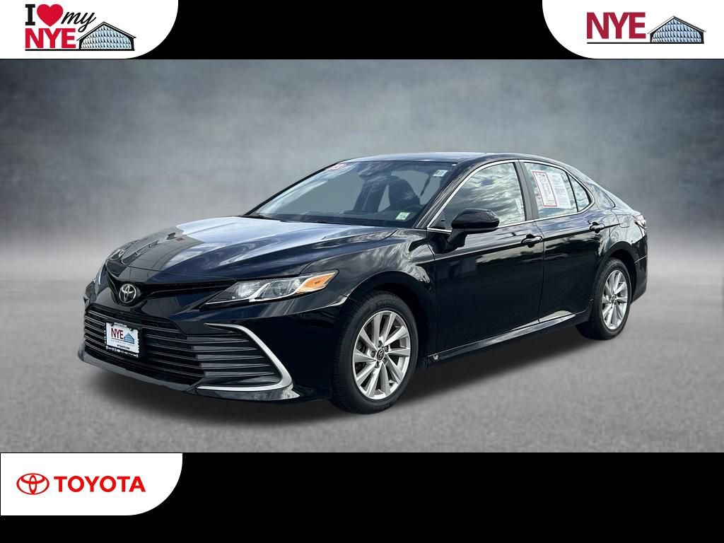 Used 2023 Toyota Camry LE FWD image 1