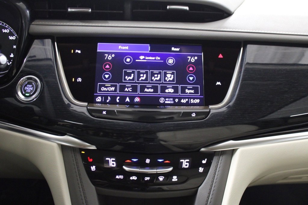 Used 2024 Cadillac XT6 Premium Luxury image 22