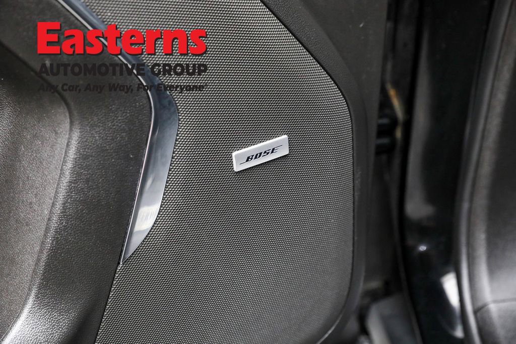 Used 2024 Chevrolet Suburban Premier image 22