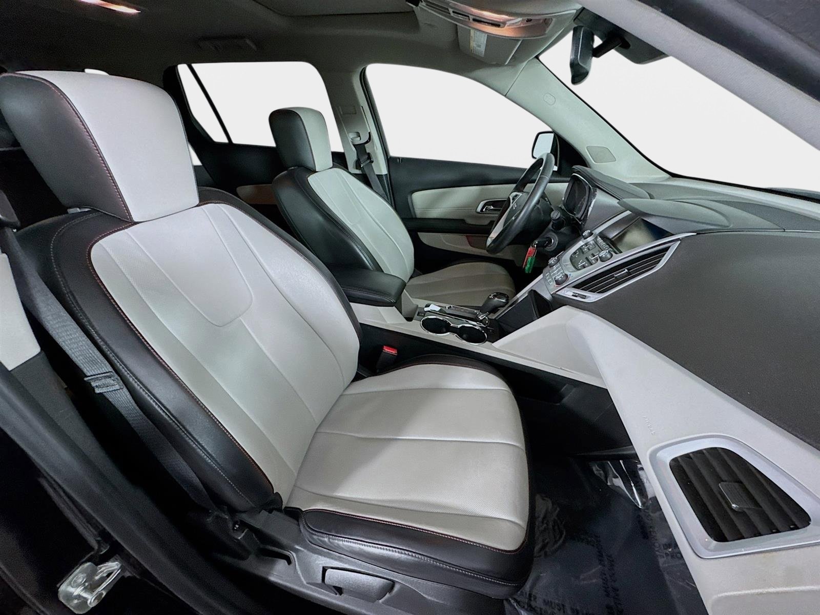 Used 2017 GMC Terrain SLT w/ Open Road Package image 30