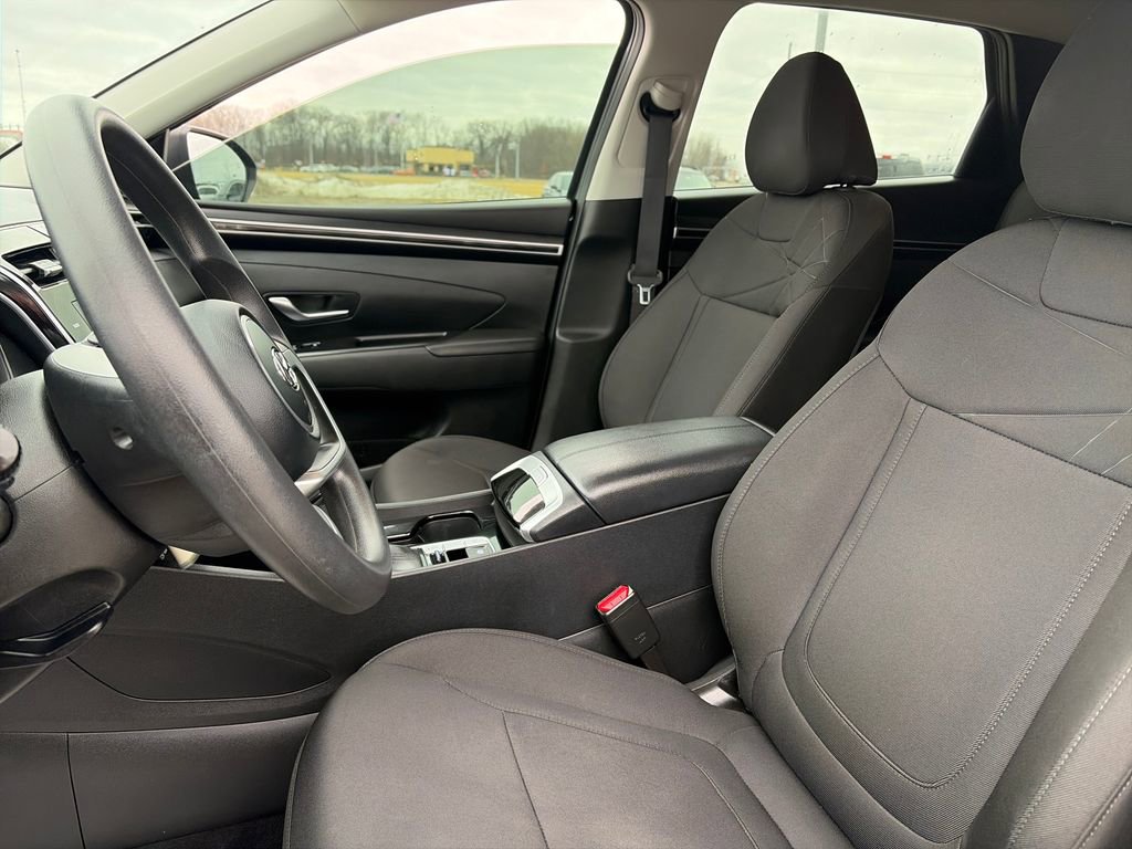 Used 2024 Hyundai Tucson SE image 16