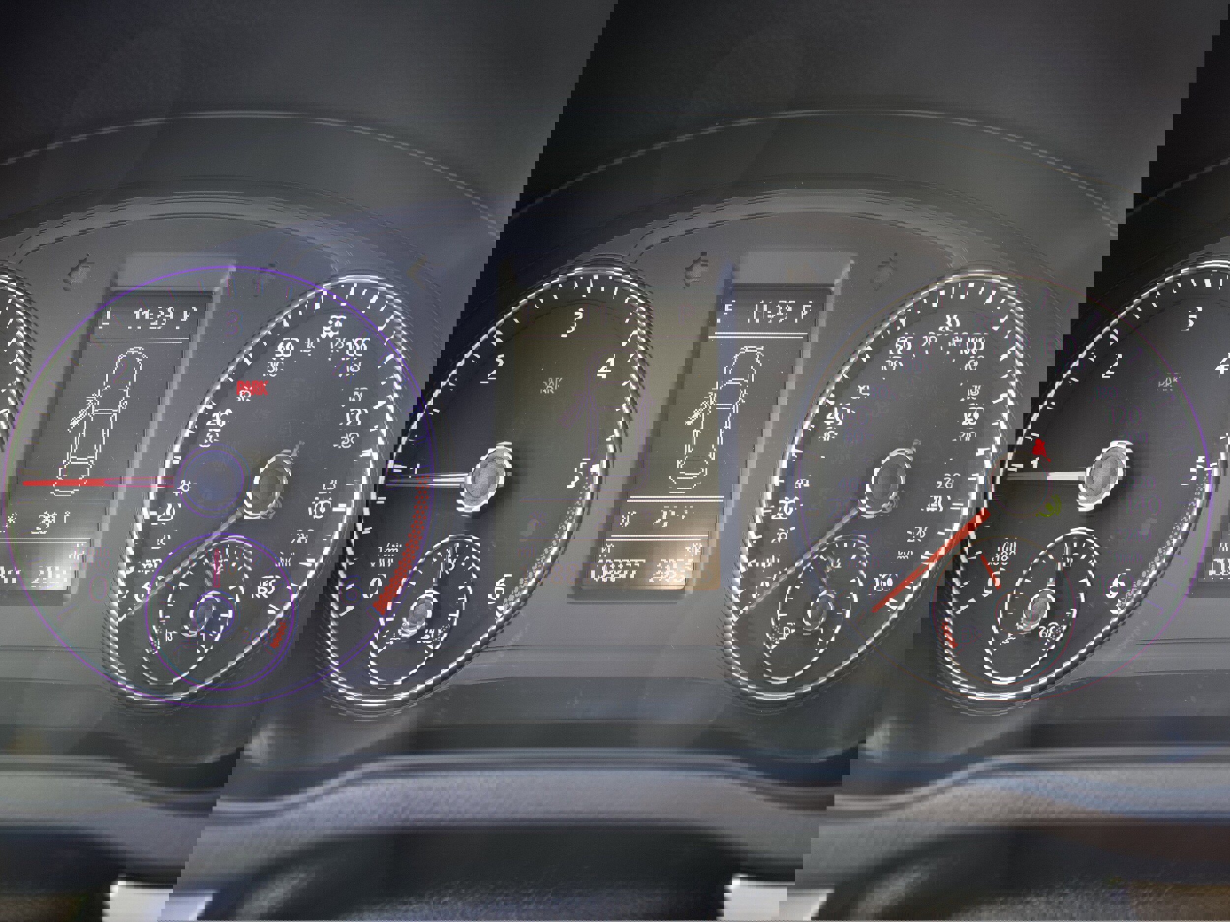 Used 2015 Volkswagen Passat TDI SE image 19