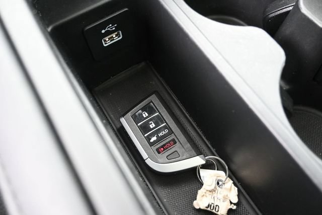 Used 2024 Acura RDX SH-AWD image 15