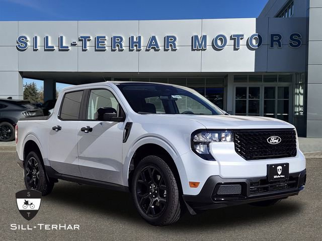 New 2025 Ford Maverick XLT w/ Black Appearance Package