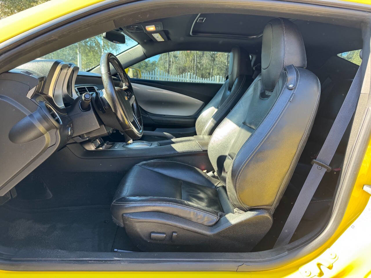 Used 2015 Chevrolet Camaro LT w/ RS Package image 10