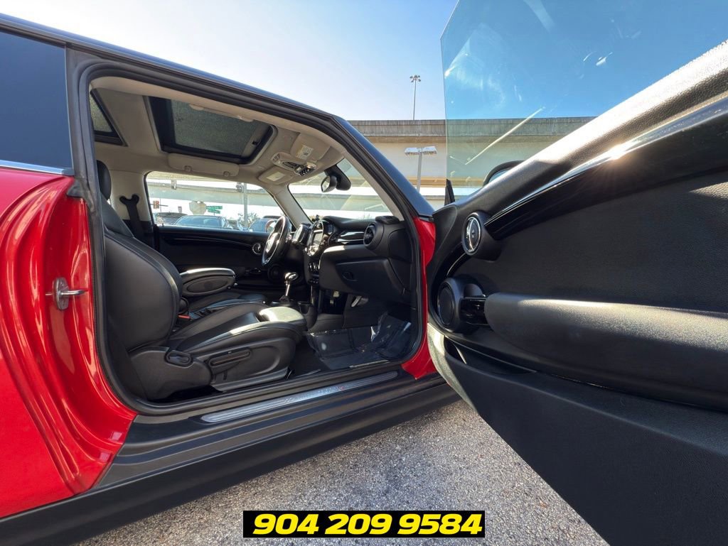 Used 2019 MINI Cooper S w/ Premium Package FWD image 35