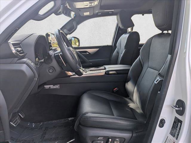 Used 2023 Lexus LX 600 F Sport image 17