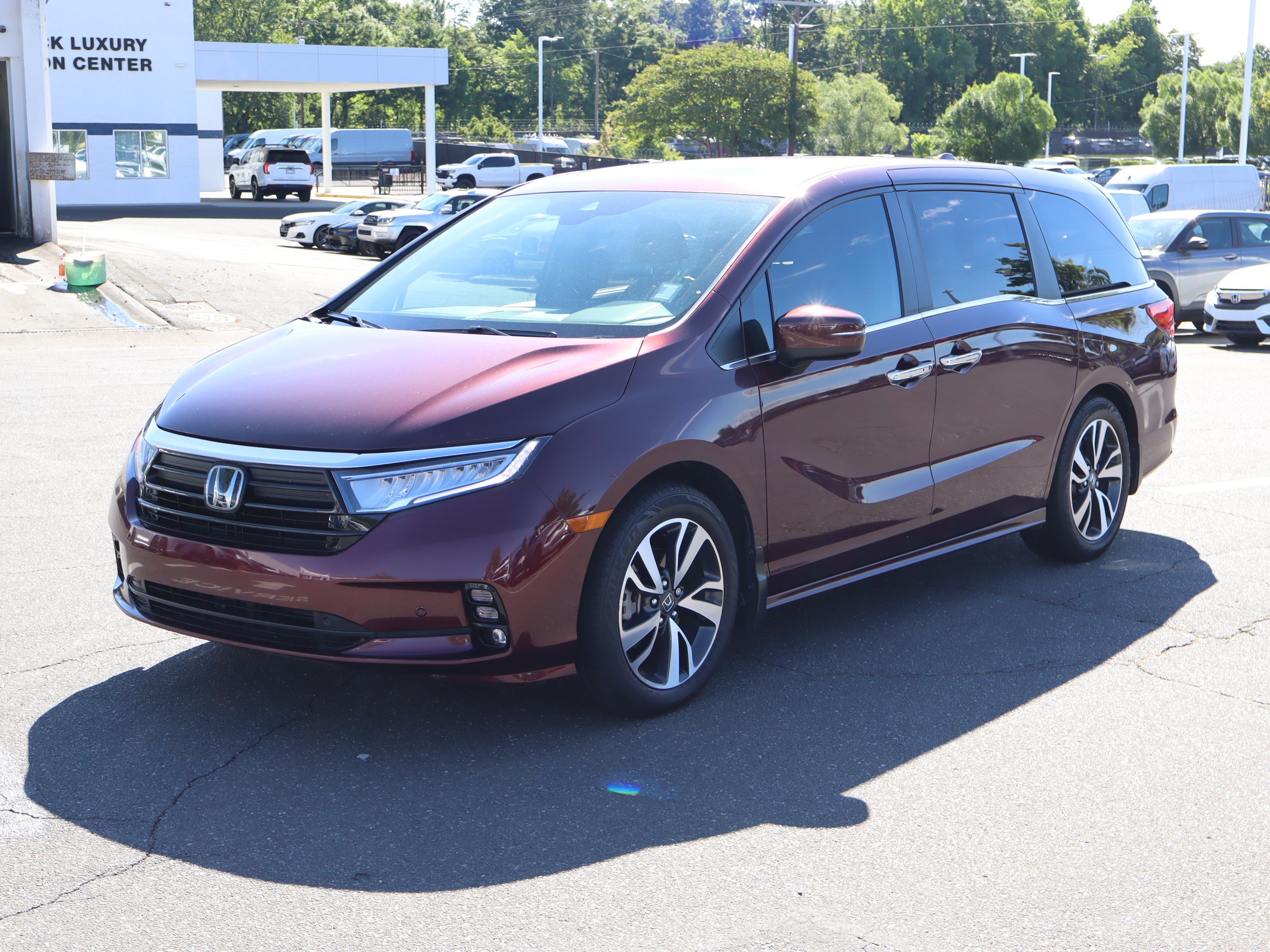 Used 2021 Honda Odyssey Touring image 5