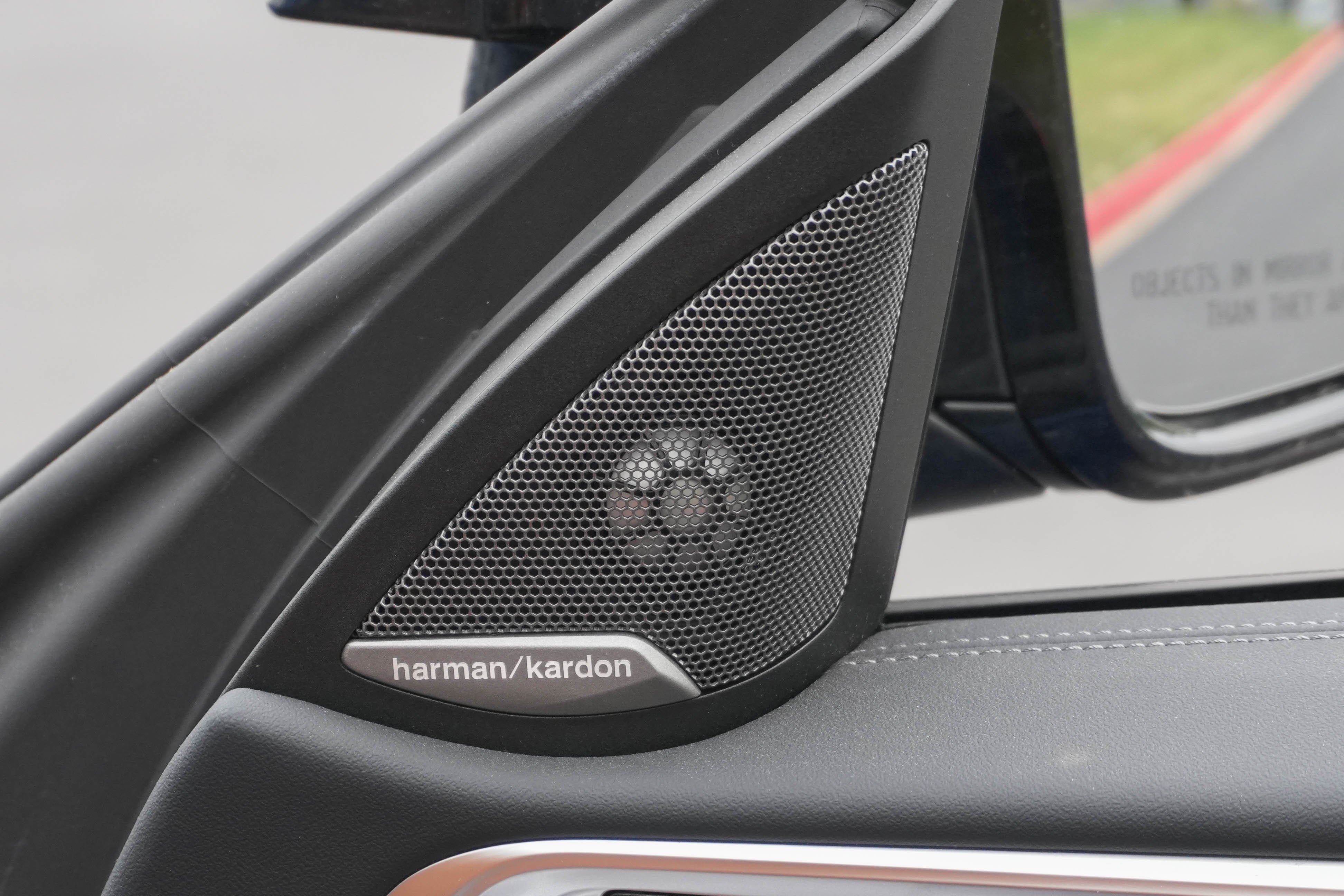 Certified 2026 BMW M440i Convertible RWD image 35