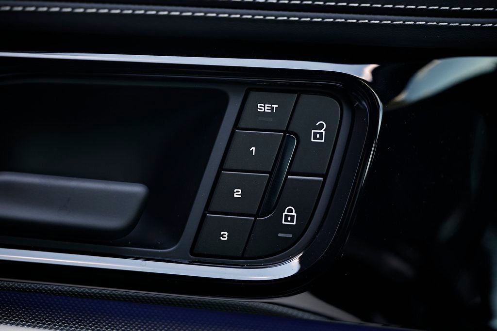 New 2026 Porsche Panamera 4 image 19