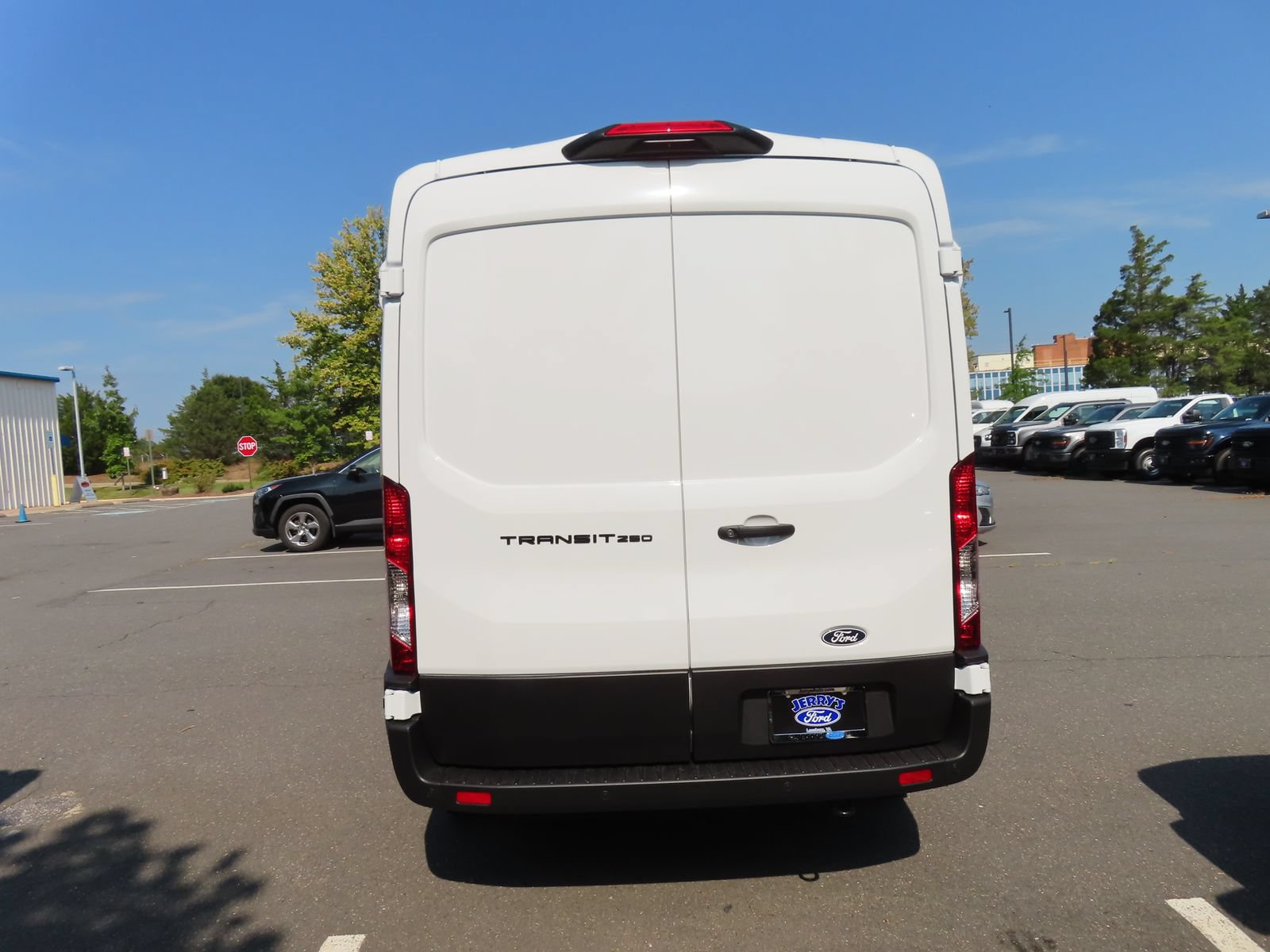 New 2026 Ford Transit 250 148 Medium Roof RWD image 5