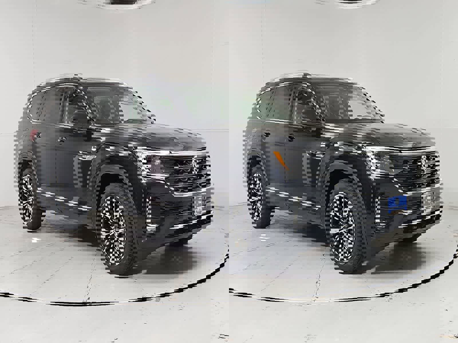 New 2026 Volkswagen Atlas SEL Premium R-Line image 8