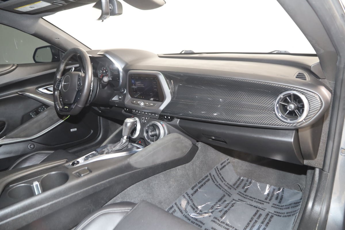 Used 2020 Chevrolet Camaro SS RWD image 45