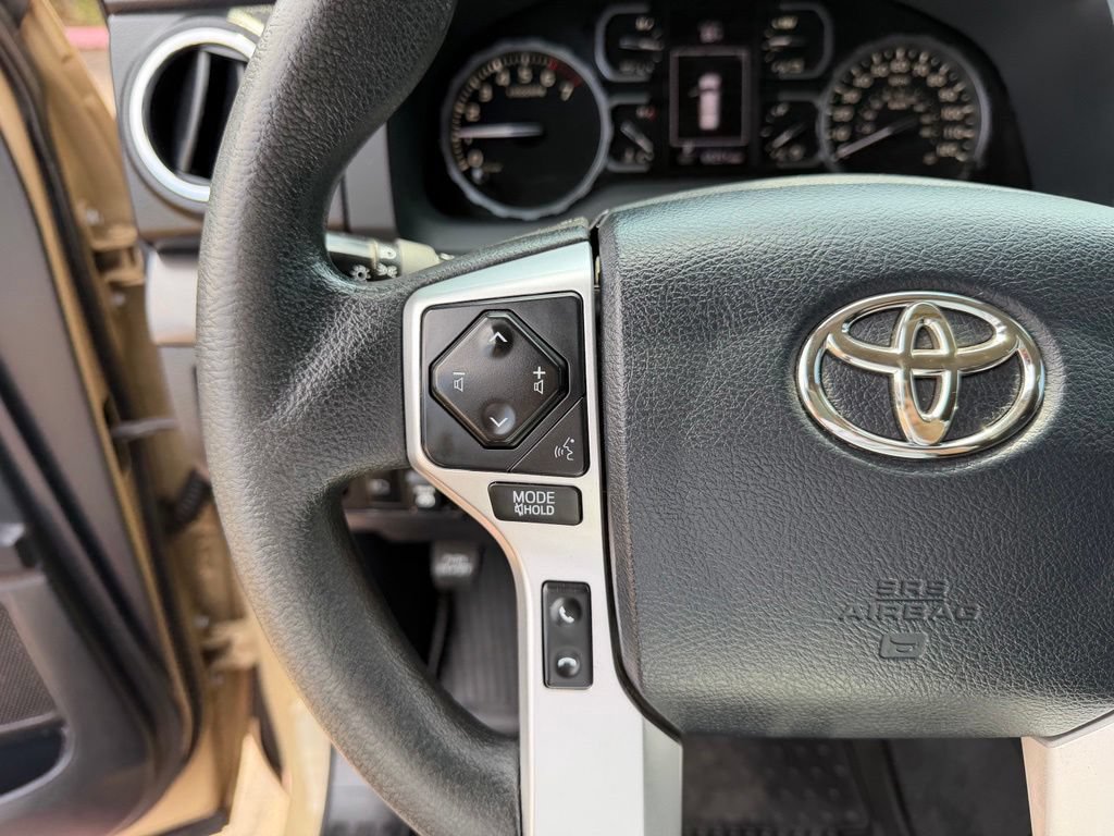 Used 2019 Toyota Tundra SR5 w/ SR5 Upgrade Package AWD/4WD image 17