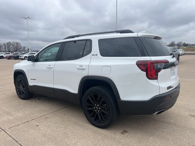 Used 2023 GMC Acadia SLE w/ Driver Convenience Package image 6