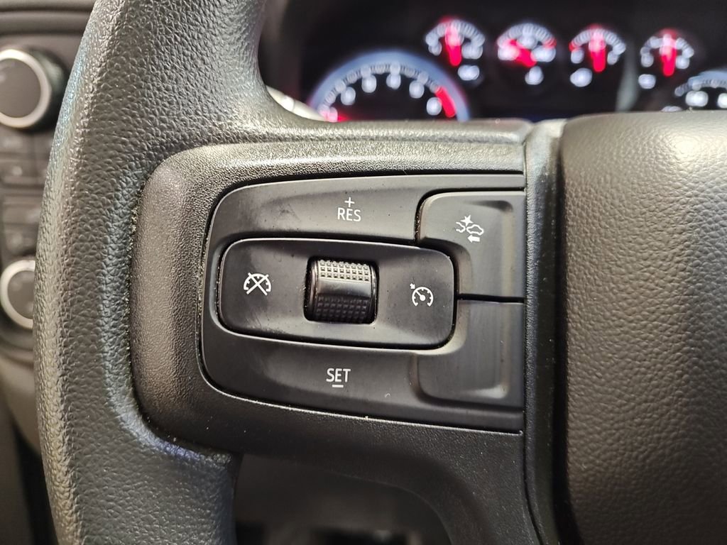 Used 2023 Chevrolet Silverado 1500 Custom AWD/4WD image 26