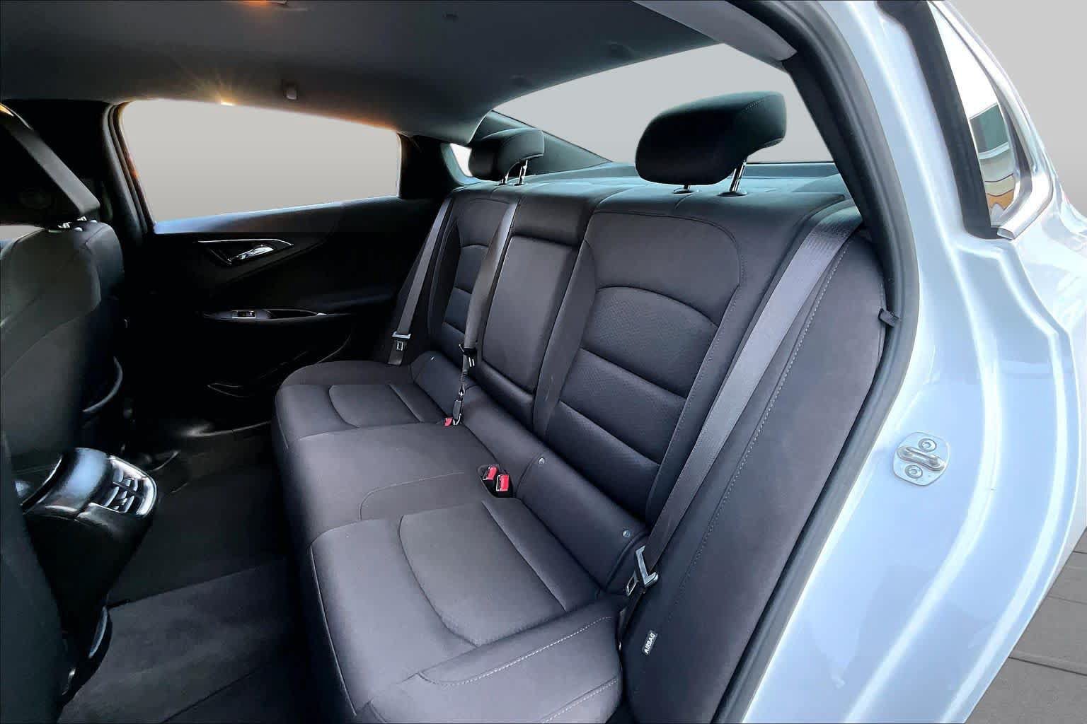 Used 2024 Chevrolet Malibu LT FWD image 20