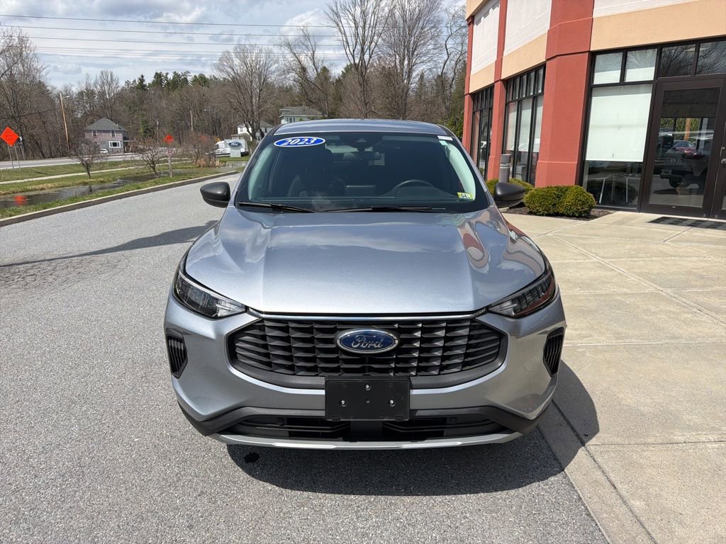 Used 2023 Ford Escape Active image 2