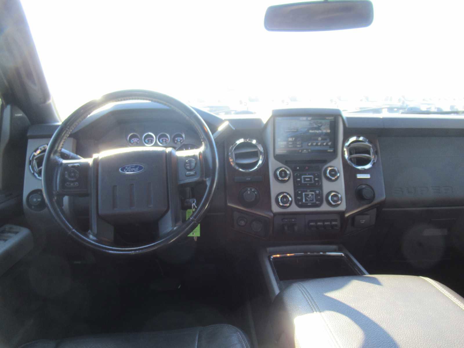 Used 2016 Ford F350 Lariat w/ Lariat Interior Package image 17