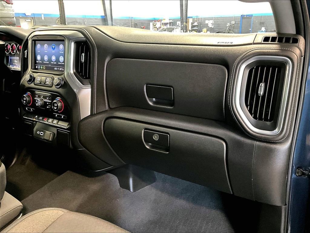 Used 2019 Chevrolet Silverado 1500 RST w/ All-Star Edition AWD/4WD image 13