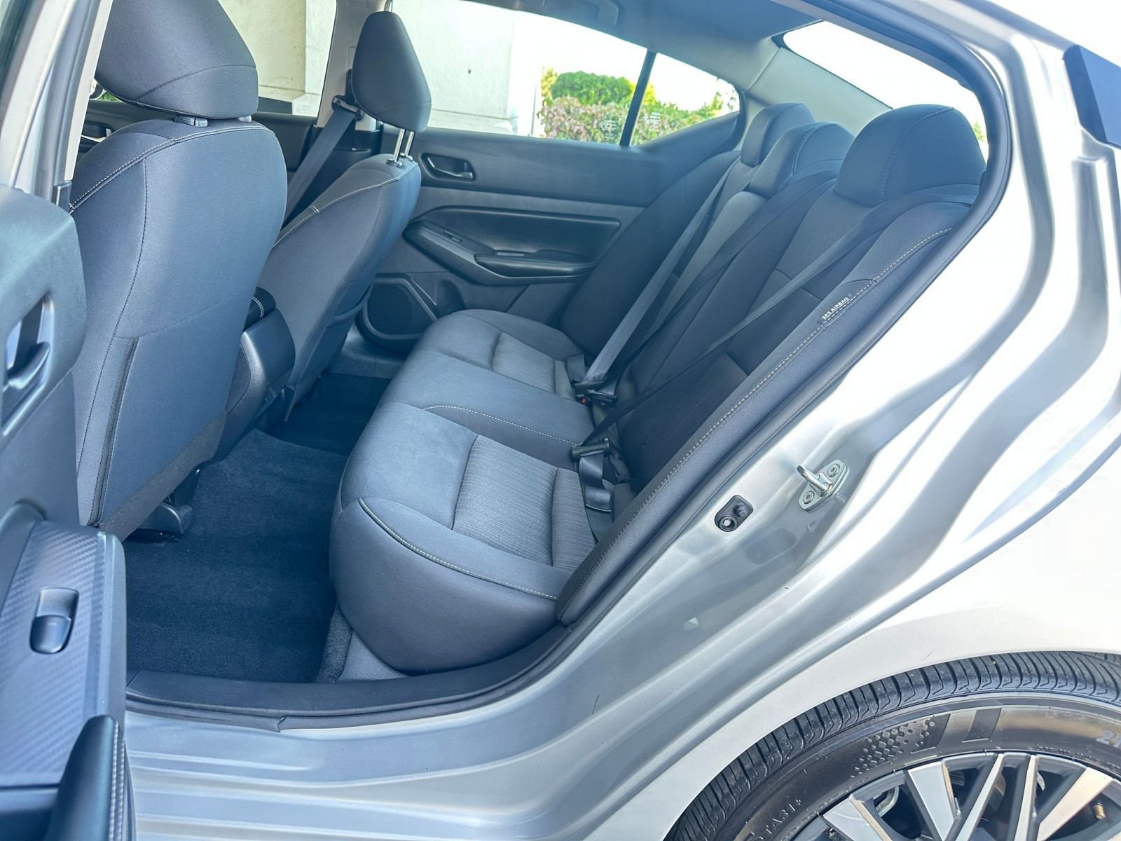 Used 2024 Nissan Altima 2.5 SV image 37