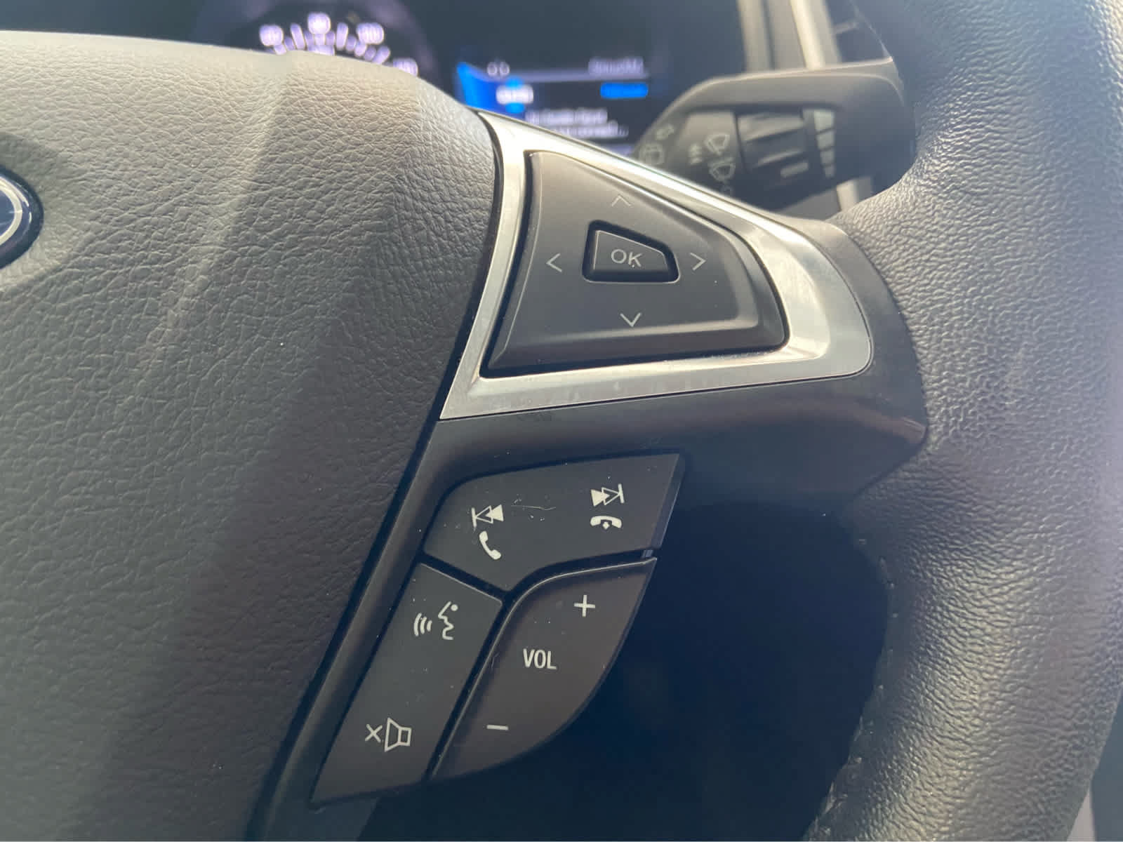 Used 2024 Ford Edge SEL w/ Convenience Package AWD/4WD image 23