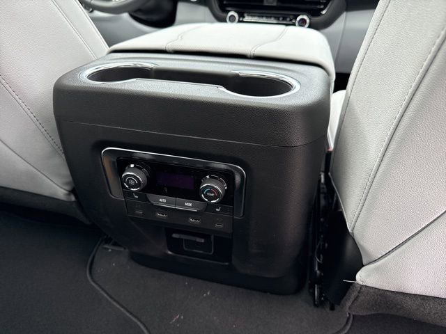 New 2026 Chevrolet Suburban Premier image 15