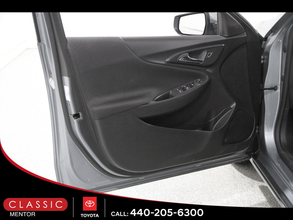 Used 2024 Chevrolet Malibu LT FWD image 4