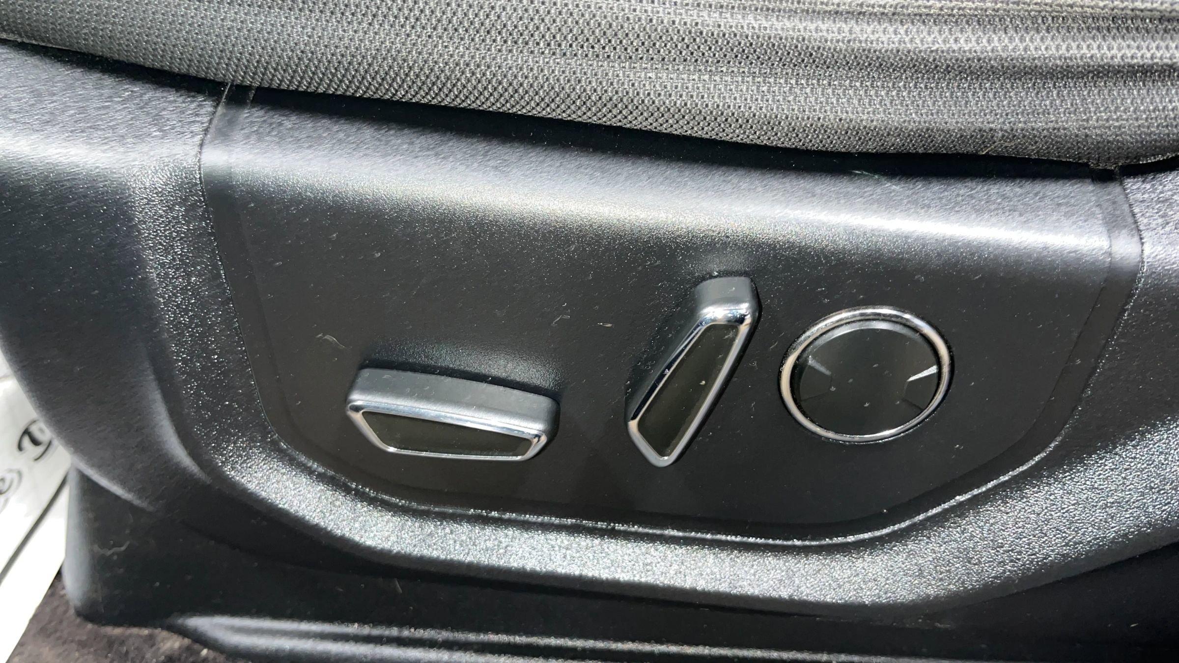 Used 2016 Ford F150 XLT w/ Equipment Group 302A Luxury image 6