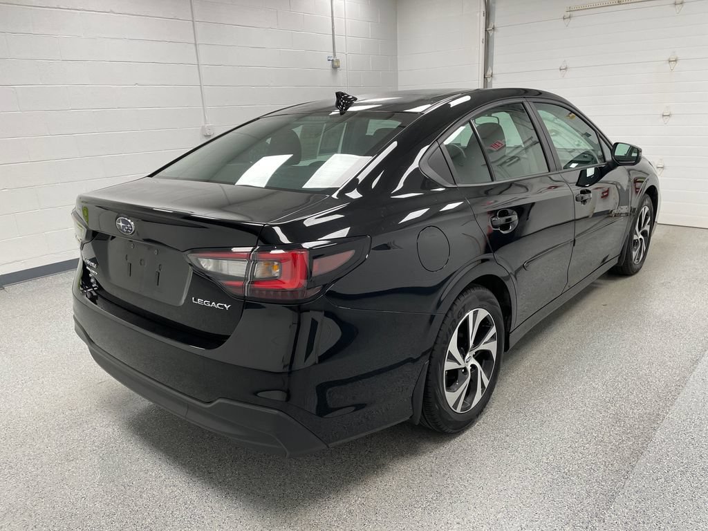Used 2025 Subaru Legacy Premium AWD/4WD image 11