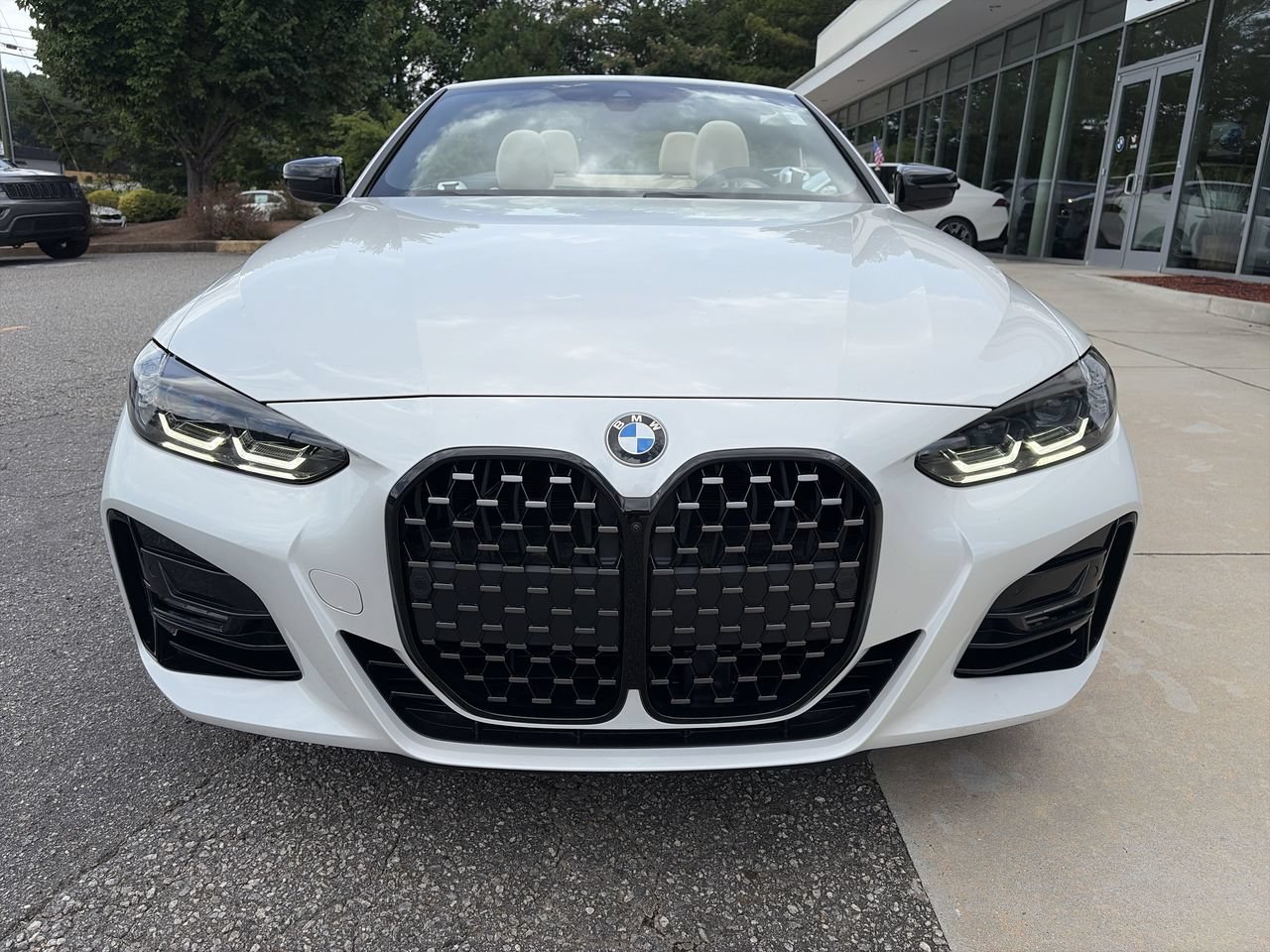 Used 2024 BMW 430i xDrive Convertible w/ M Sport Package AWD/4WD image 10