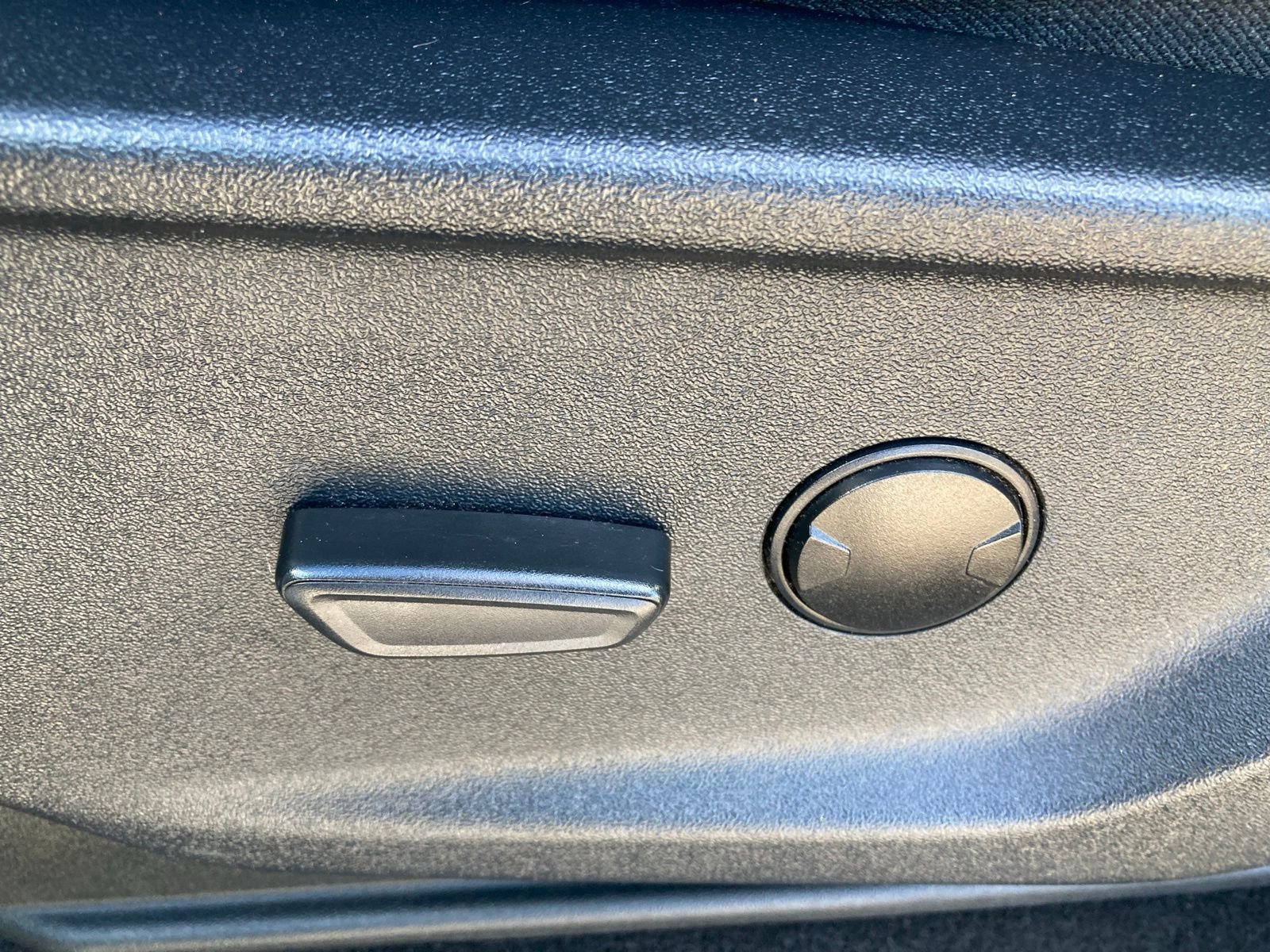 Used 2024 Ford F150 XLT w/ Mobile Office Package image 33