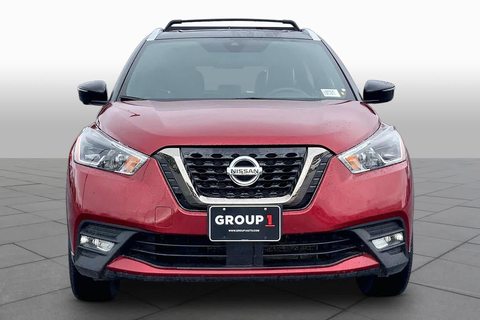 Used 2020 Nissan Kicks SR w/ SR Premium Package FWD image 4