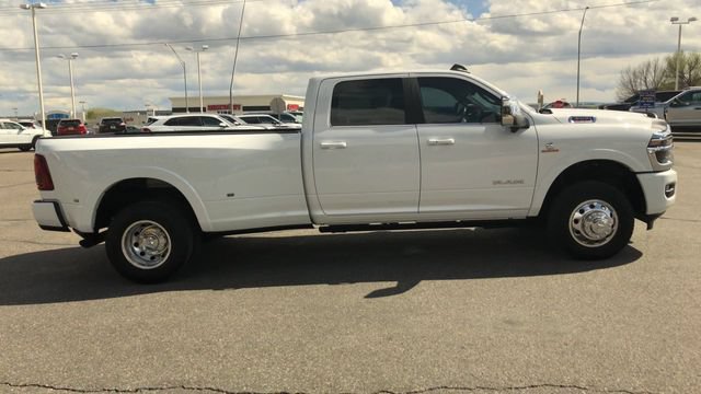 Used 2025 RAM 3500 Longhorn AWD/4WD image 9