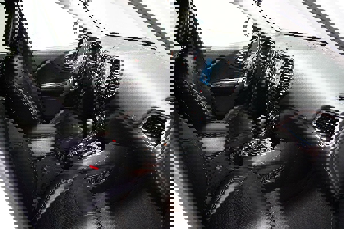 Used 2020 Jeep Cherokee Limited image 24