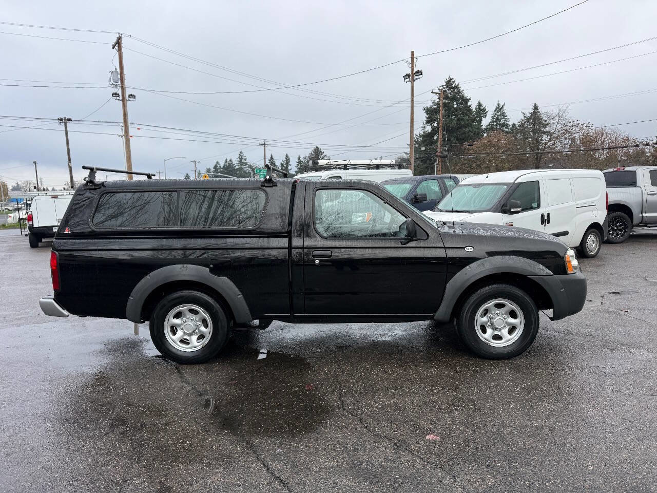 Used 2001 Nissan Frontier XE image 11