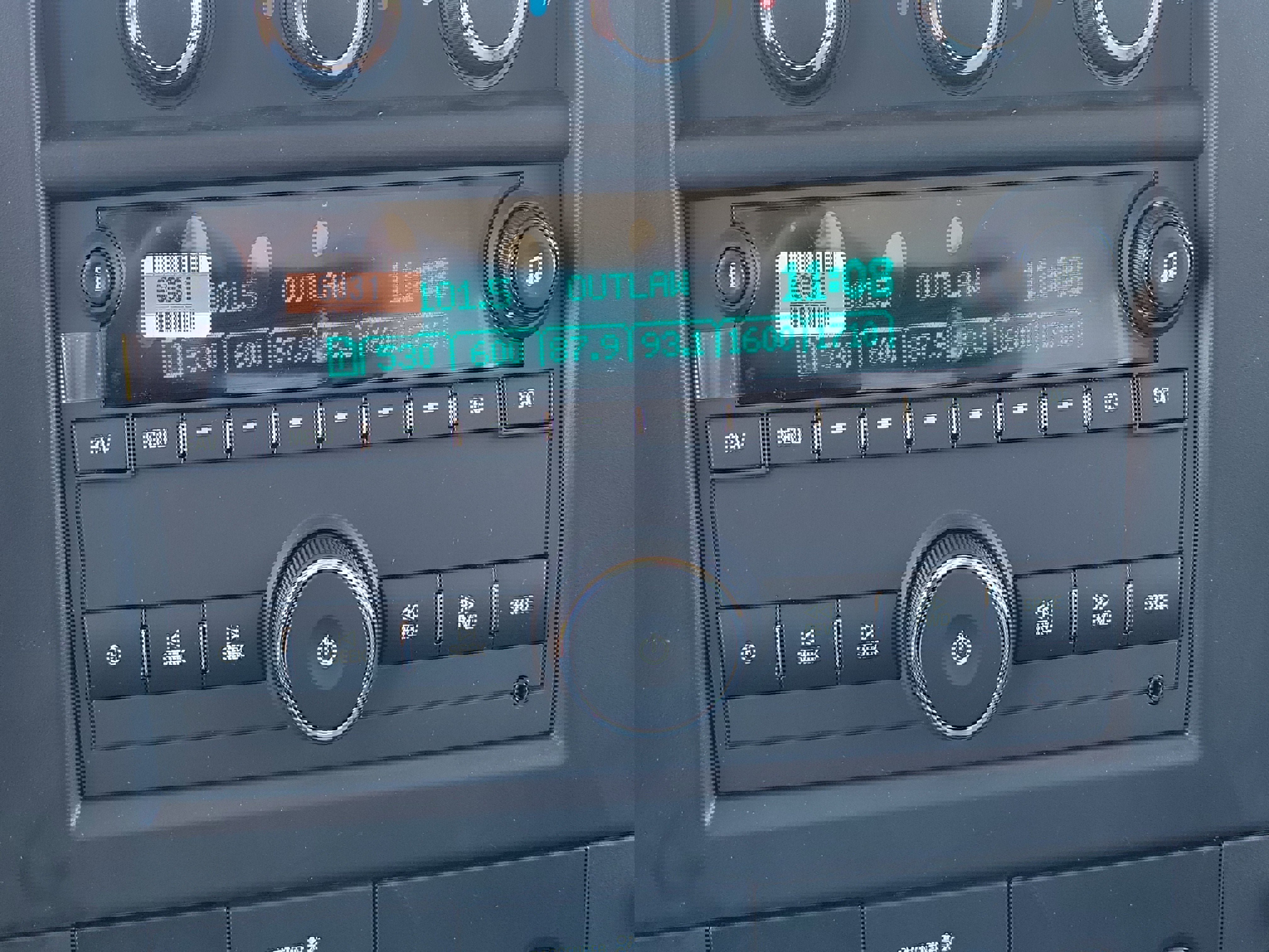 New 2025 GMC Savana 3500 w/ Power Convenience Package image 23