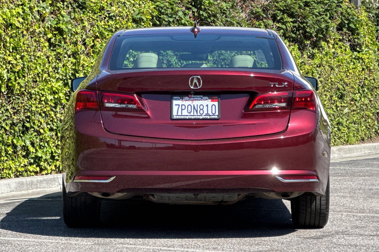 Used 2015 Acura TLX V6 w/ Technology Package FWD image 5