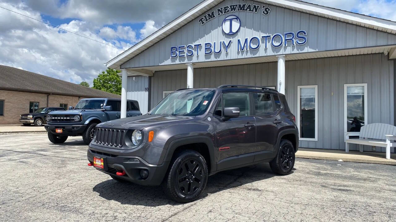 Used 2018 Jeep Renegade Trailhawk w/ Cold Weather Group II image 2