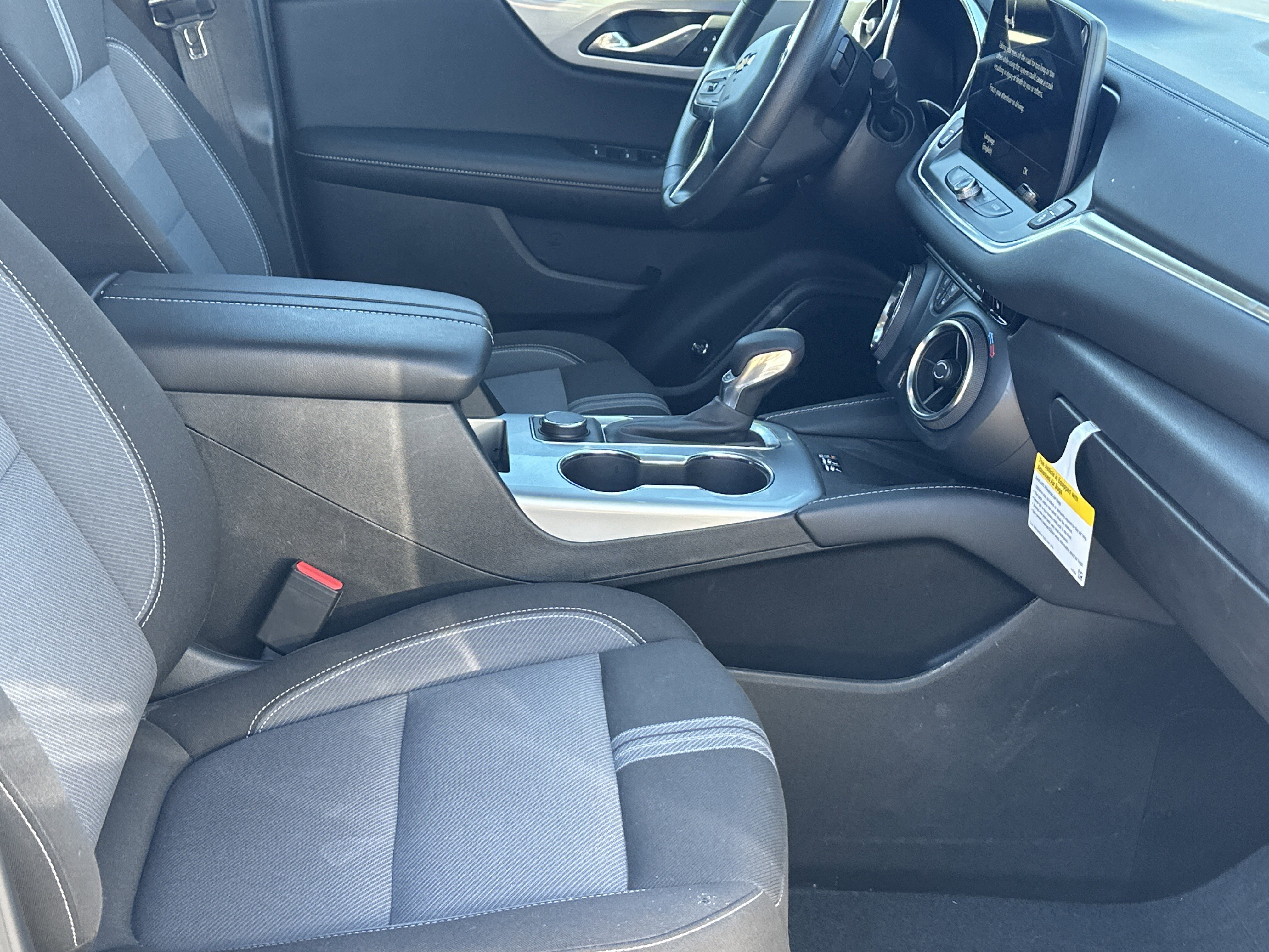 Certified 2024 Chevrolet Blazer LT w/ Convenience Package image 15