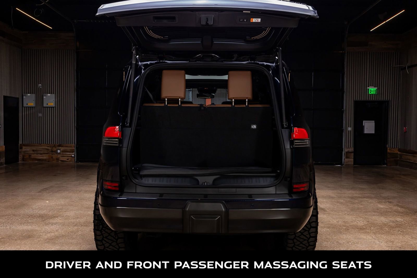 Used 2025 Lexus GX 550 w/ Accessory Package (2T) image 9