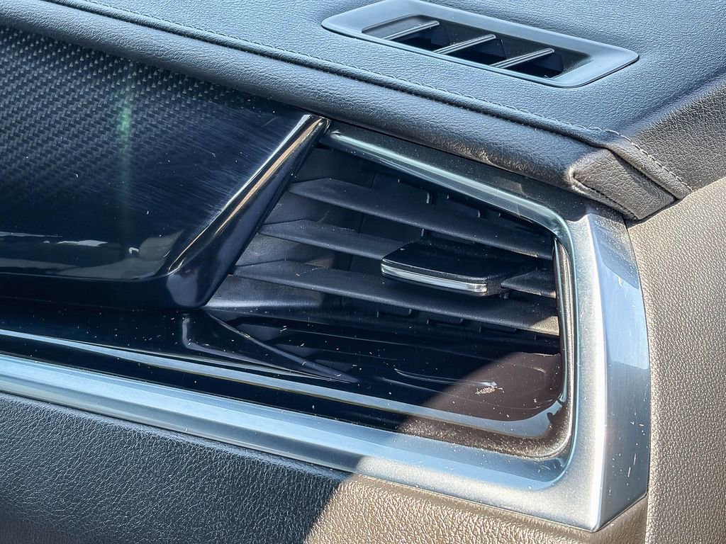 Used 2023 Cadillac XT6 Sport image 36